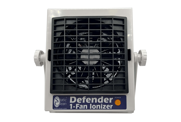 Defender 1 fan 768 x 518